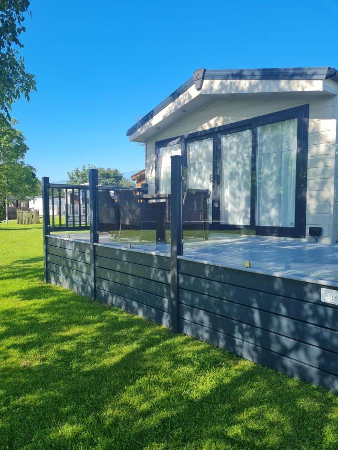 סאקסמונדהם Superior 6 Berth Holiday Home In Suffolk מראה חיצוני תמונה